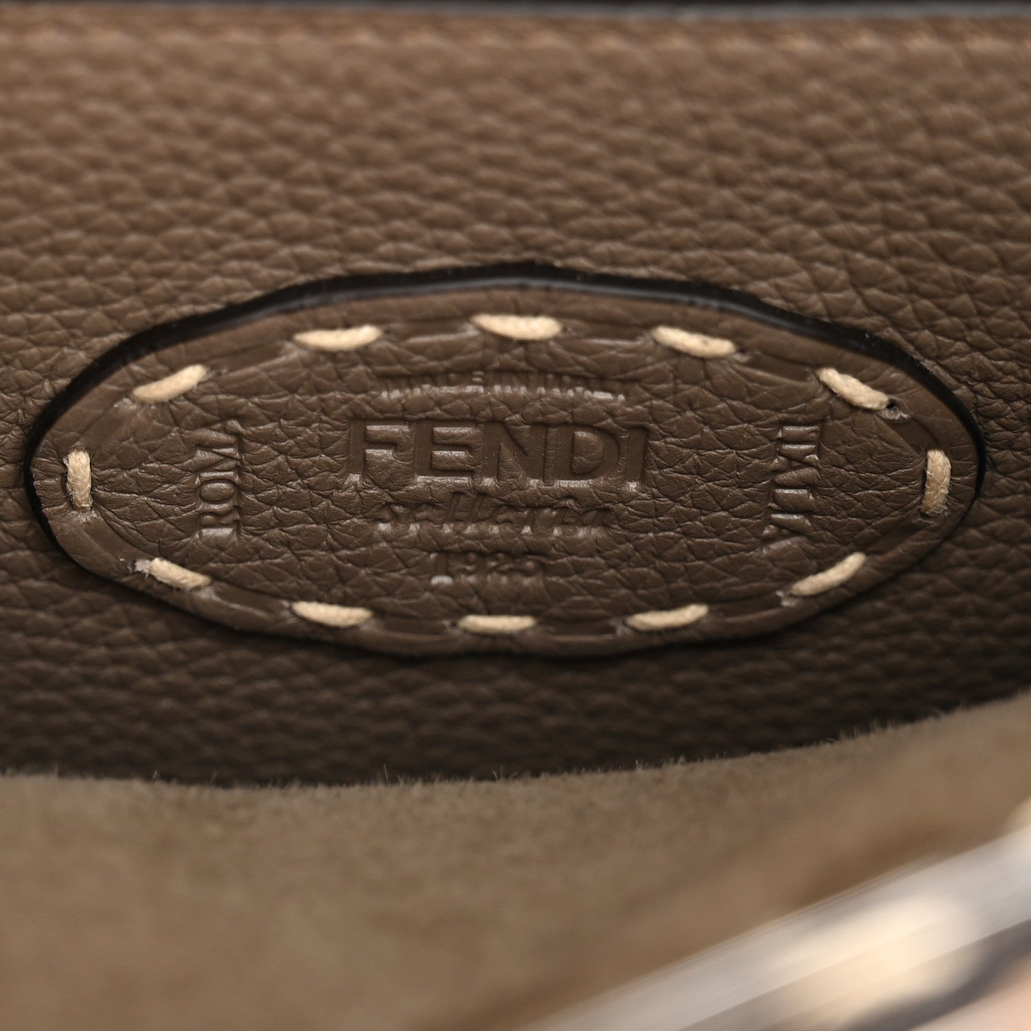 Vitello Granato Camoscio Selleria Macro Stitchings Small Peekaboo I SEE U Satchel Tartufo - Image 6