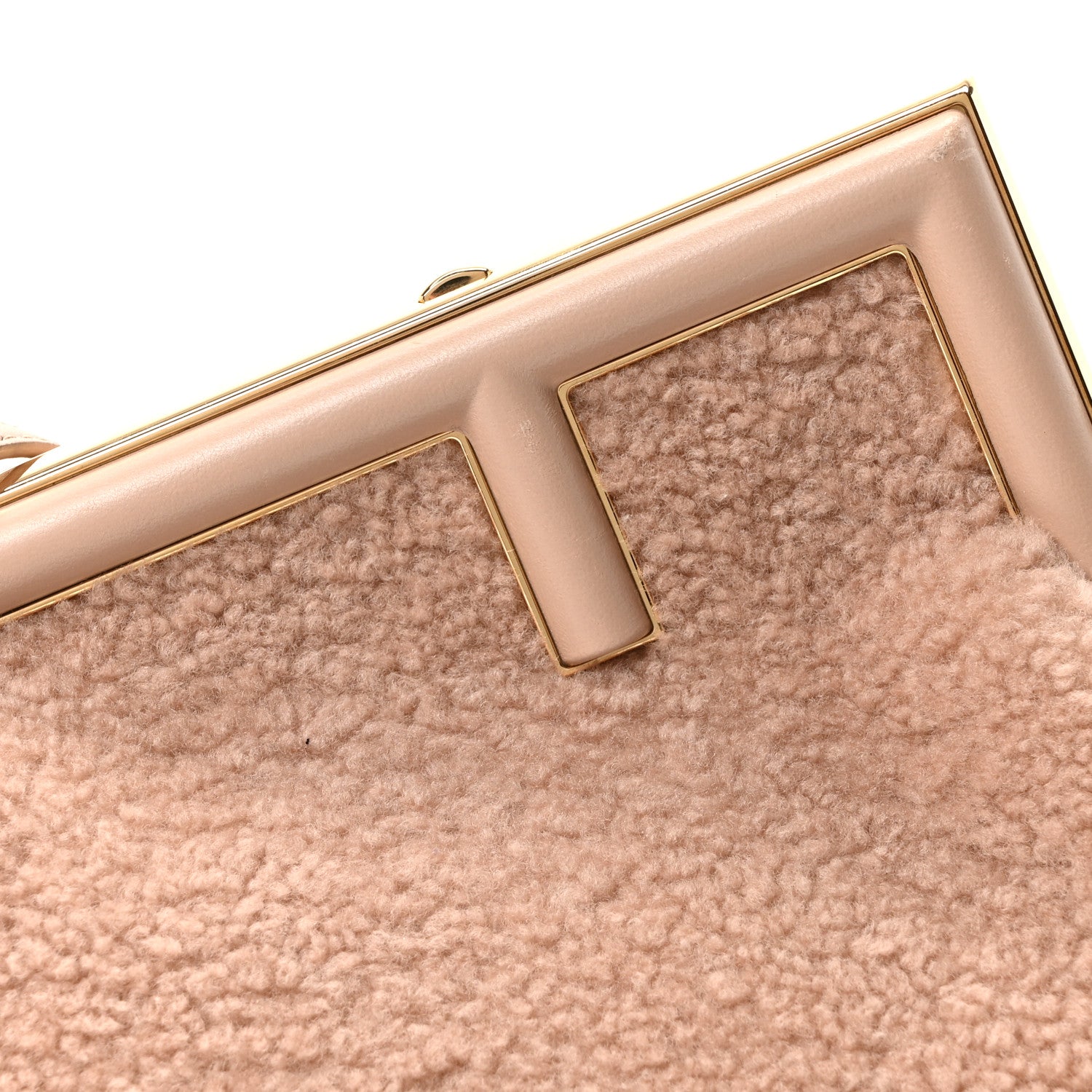 Shearling Small Fendi First Rosa Plaster - Image 8