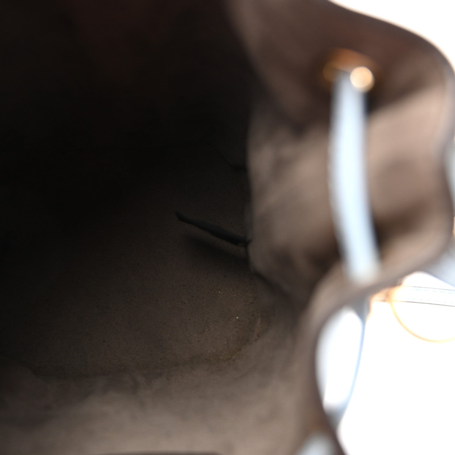 Vitello King F is Fendi Logo Embossed Mini Mon Tresor Bucket Bag Azzurro Baby Azzurro Baby - Image 5