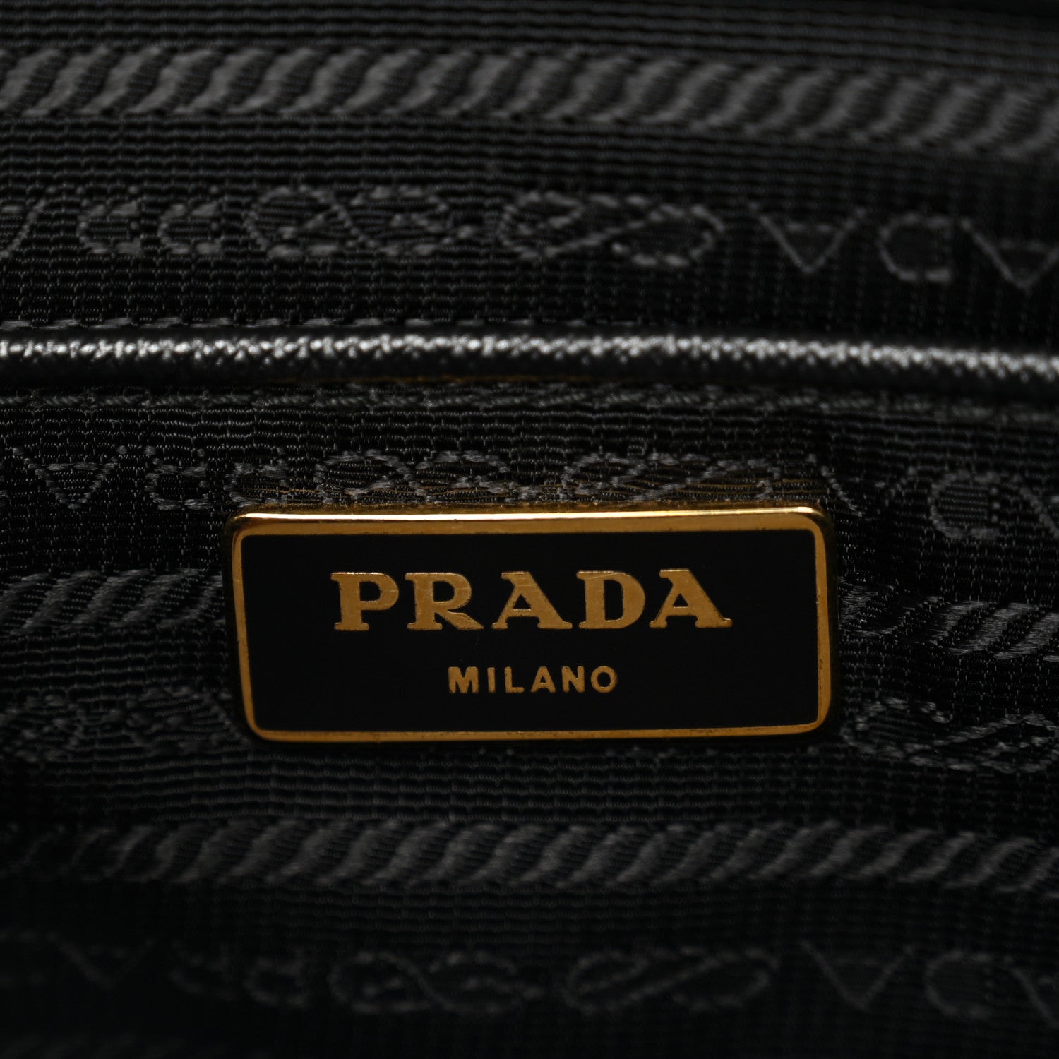 Saffiano Medium Galleria Double Zip Tote Black - Image 6