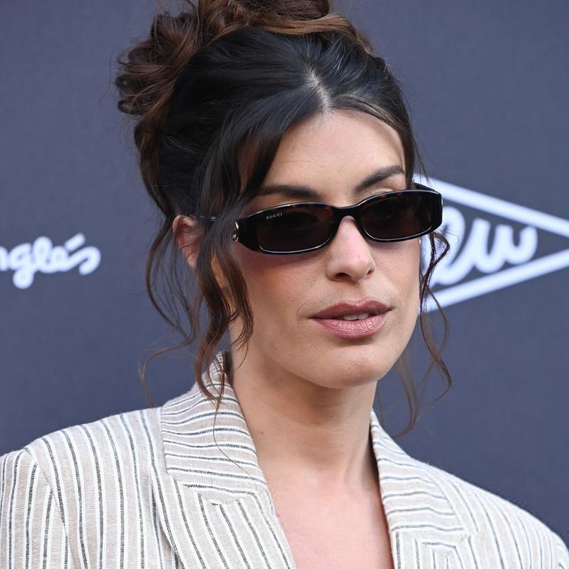 Gucci GG1661S Slim Rectangular Sunglasses in Havana Brown - 图片 4
