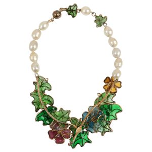 Chanel Vintage Flower & Leaf Gripoix Pearl Choker w/Gold Hardware